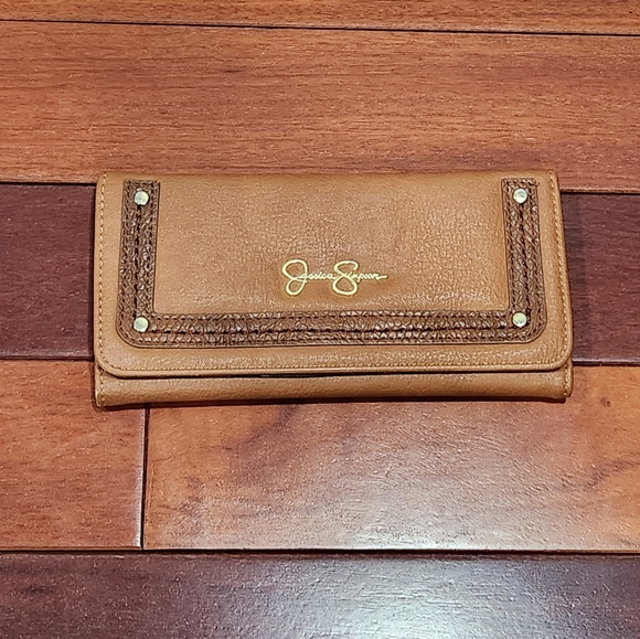Jessica Simpson Wallet - Picture 1 of 3